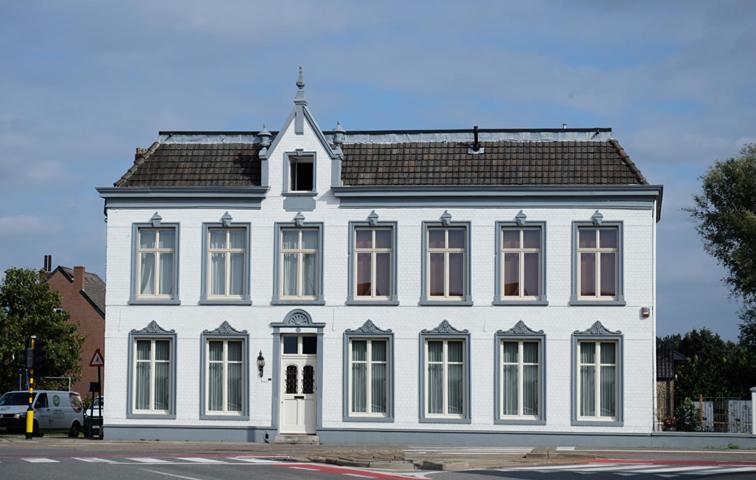 B&B Het Doctershoes Kinrooi Экстерьер фото