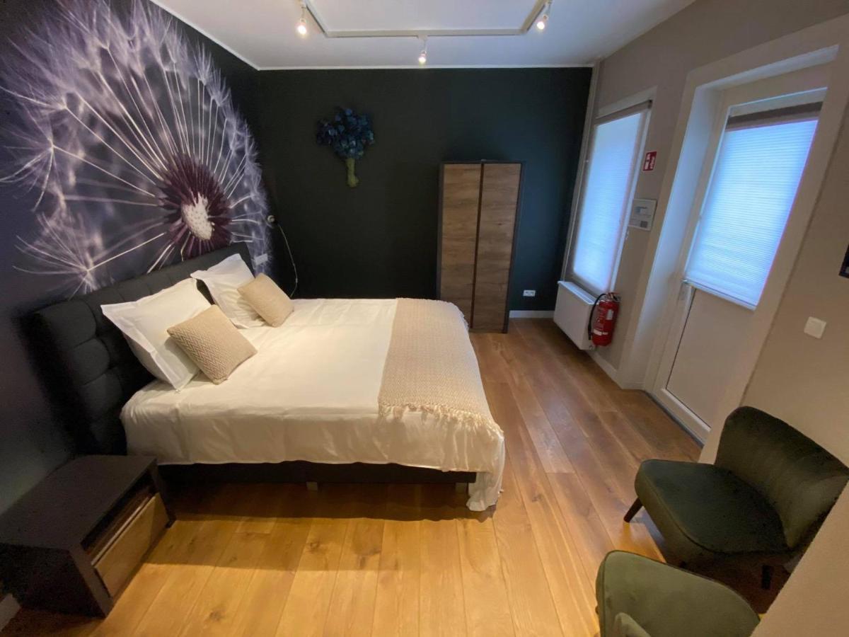 B&B Het Doctershoes Kinrooi Экстерьер фото