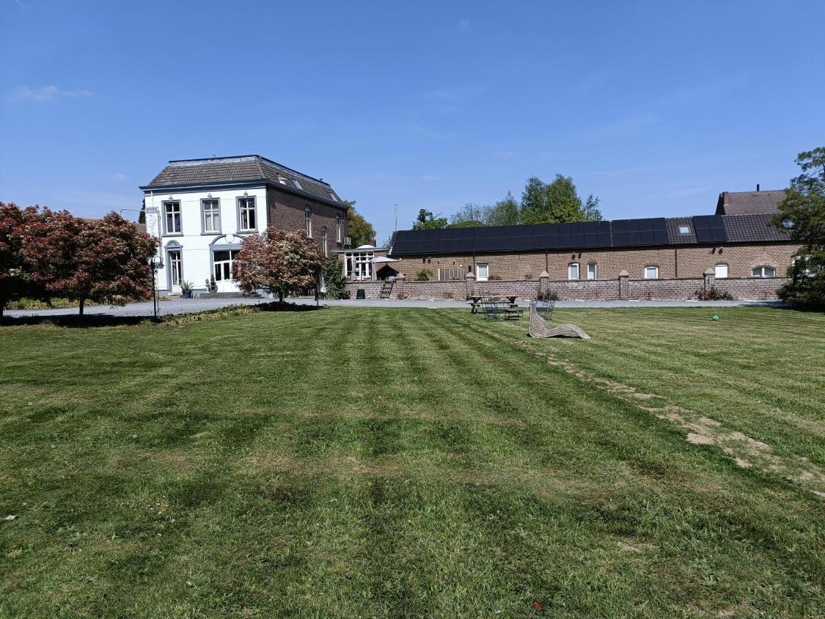B&B Het Doctershoes Kinrooi Экстерьер фото