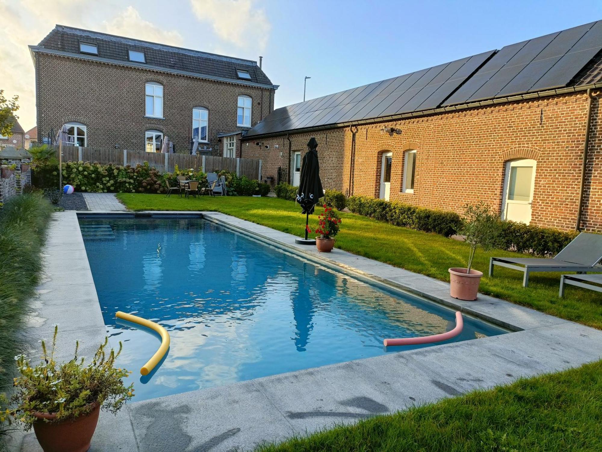B&B Het Doctershoes Kinrooi Экстерьер фото